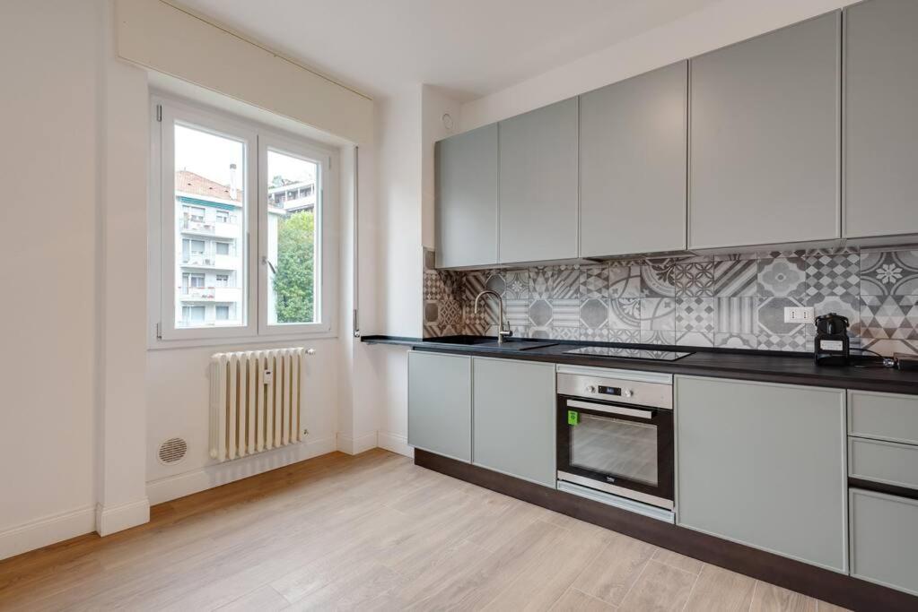 Easylife - Cozy & Comfy Apt In Design District Milano Exteriör bild